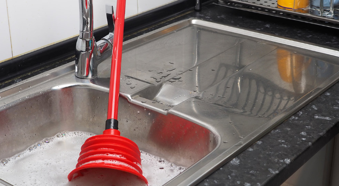 What a Blocked Drain Plumber Notices That You Probably Won’t